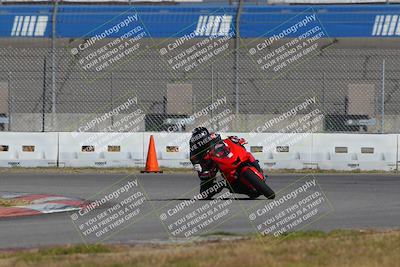 media/Nov-26-2022-Fastrack Riders (Sat) [[b001e85eef]]/Level 2/Session 3 Outside Turn 9/